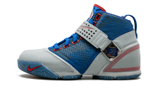 Load image into Gallery viewer, Nike Zoom Lebron 5 MTLLC SLVR/MTLC SLVR-VRSTY RD