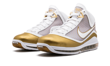 Load image into Gallery viewer, Nike Air Max Lebron 7 WHITE/WHITE-METALLIC GOLD