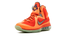 Load image into Gallery viewer, Nike Lebron 9 (GS) TTL ORNG/MTLLC SLVR-TM ORNG-MN