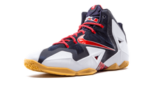Load image into Gallery viewer, Nike Lebron 11 WHITE/UNVRSTY RD-OBSDN- PR PLT