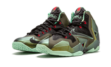 Load image into Gallery viewer, Nike Lebron 11 PRCHY GLD/ARCTC GRN-DRK LDN-BL