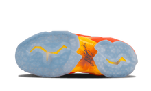 Load image into Gallery viewer, Nike Lebron 11 Preheat URBN ORNG/LT ARMRY BL-LSR ORNG