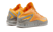 Load image into Gallery viewer, Nike Max Lebron XI Low ATMC MNG/LT BS GRY-KMQT-MD BS