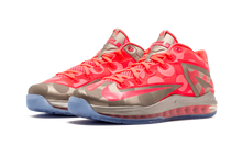 Load image into Gallery viewer, Nike Max Lebron XI Low collection METALLIC ZINC/HYPER PUNCH-ICE