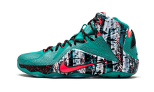 Load image into Gallery viewer, Nike Lebron 12 XMAS EMRLD GREEN/HYPR PNCH-DK EMRLD