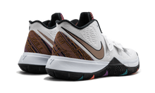 Load image into Gallery viewer, Nike Kyrie 5 BHM WHITE/MTLCRED/BRONZE