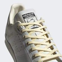 Load image into Gallery viewer, RS PEACH STAN SMITH SHOES LIGHT SAND / CLOUD WHITE / CORE WHITE ADIDAS