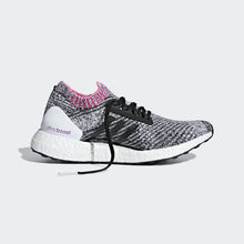 Load image into Gallery viewer, ULTRABOOST X SHOES CLOUD WHITE / CORE BLACK / SHOCK PINK ADIDAS