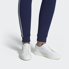 Load image into Gallery viewer, ADIDAS SLEEK SHOES CLOUD WHITE / OFF WHITE / CRYSTAL WHITE