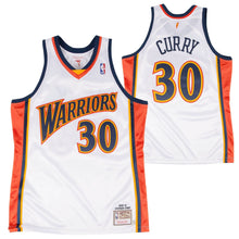 Load image into Gallery viewer, 30 - Golden State Warriors Mitchell &amp; Ness 2009-10 Hardwood Classics Stephen Curry #30 Rookie Authentic Home Jersey - White