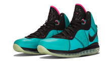 Load image into Gallery viewer, Nike Lebron 8 RETRO/BLACK-PNK FLSH-FLMNT GRN