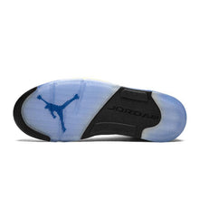 Load image into Gallery viewer, Men's Jordan 5 Retro Laney Basketball Shoes - White
