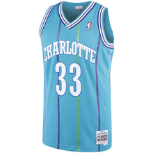 Load image into Gallery viewer, 33 - Men's Mitchell &amp; Ness Alonzo Mourning Teal Charlotte Hornets 1992-93 Hardwood Classics Swingman Jersey - Aqua