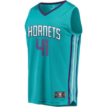 Load image into Gallery viewer, 41 - Youth Fanatics Branded Willy Hernangomez Teal Charlotte Hornets Fast Break Player Jersey - Icon Edition - Aqua