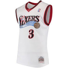Load image into Gallery viewer, 3 - Men's Mitchell &amp; Ness Allen Iverson White Philadelphia 76ers 2000-01 Hardwood Classics Swingman Jersey - White